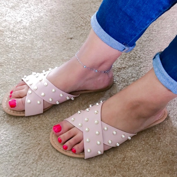 Shoeroom21 boutique Shoes - LADIES BLUSH CROS BANDS PEARLS DETSIL FLAT SANDALS
